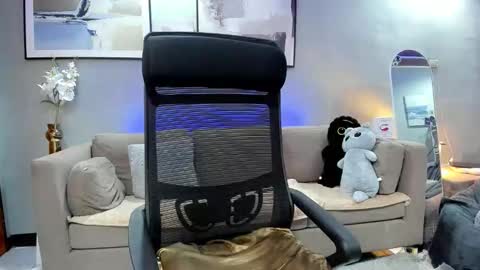 kathy online show from April 17, 1:52 am