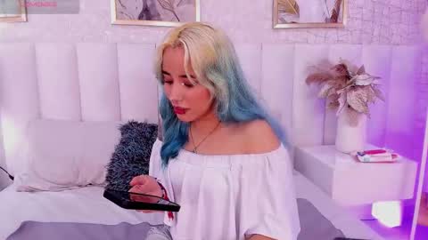 katia sofia cuper online show from March 27, 5:57 am