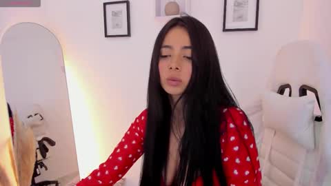 Katia online show from December 3, 4:02 am