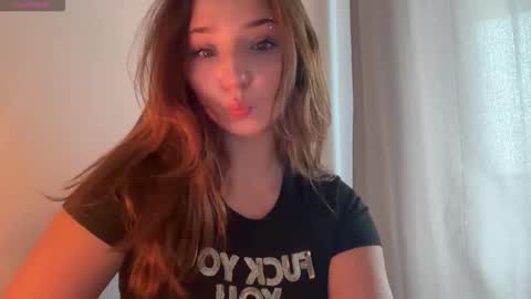 Snapshot of katie________ chatting on October 16, 10:48 am Katienext stream online show from October 16, 10:48 am