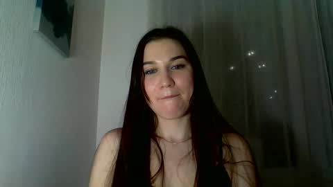 katie_foxi online show from December 15, 8:16 pm