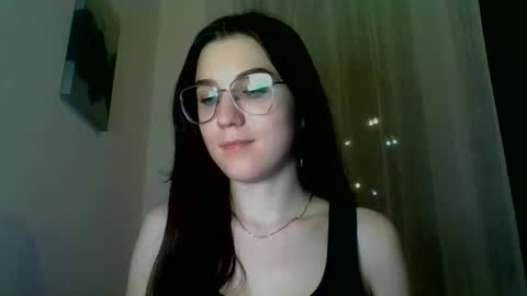 katie_foxi online show from March 7, 7:16 pm