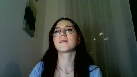 katie_foxi online show from February 21, 11:21 pm