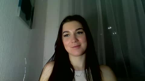 katie_foxi online show from January 14, 4:15 pm