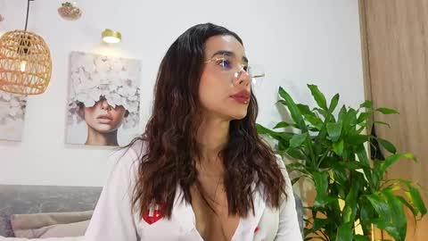 Katie online show from June 1, 10:49 am
