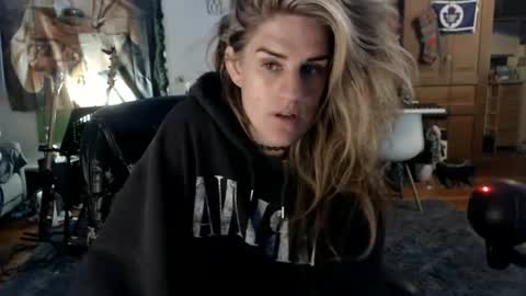 Katie online show from June 17, 5:01 am
