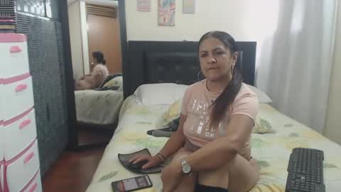 katie online show from February 12, 7:35 pm