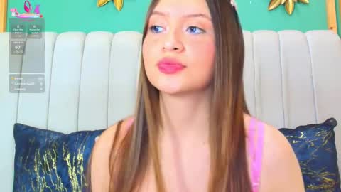 Snapshot of katlyn_martins chatting on February 24, 10:14 pm K A T L Y N online show from February 24, 10:14 pm