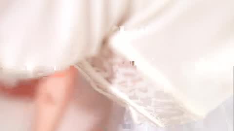 K A T L Y N  online show from April 15, 7:58 pm