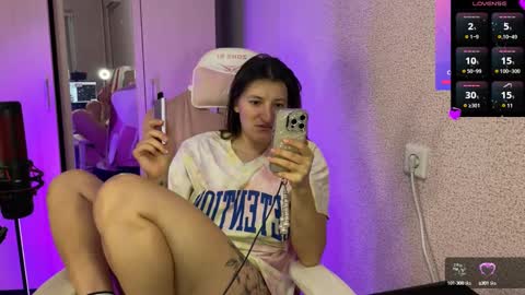 Snapshot of katrin_kristal chatting on February 21, 6:04 pm naked in pvt show 100 tk online show from February 21, 6:04 pm