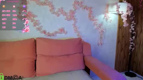 Katrina Bail online show from October 4, 1:03 am