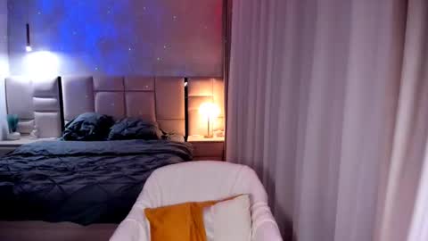 Snapshot of kattelovelyy chatting on March 2, 10:38 pm GoddessKateline online show from March 2, 10:38 pm