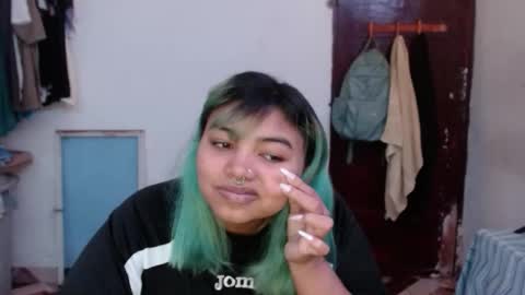 katteyes_ online show from May 22, 7:42 pm