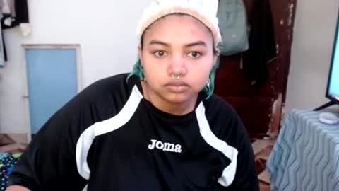 katteyes_ online show from May 24, 7:42 pm
