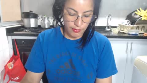 KattleyaGrey online show from September 25, 1:07 pm