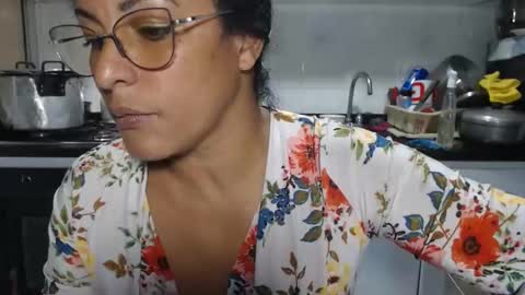 KattleyaGrey online show from January 8, 8:25 pm