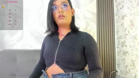 K A T T Y online show from February 27, 9:18 pm