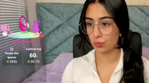 Snapshot of katty_love01 chatting on October 6, 7:20 pm katty_love01 online show from October 6, 7:20 pm