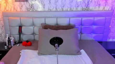 Katty  online show from April 17, 1:46 pm