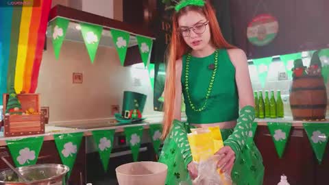 Katy      -    online show from March 14, 4:05 am