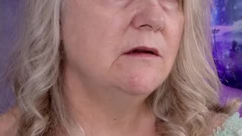 katy_nicole online show from April 10, 6:45 pm