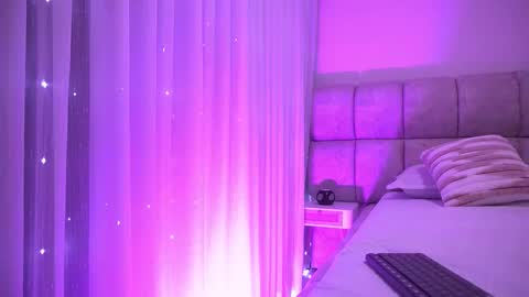 Katy online show from December 5, 12:14 pm