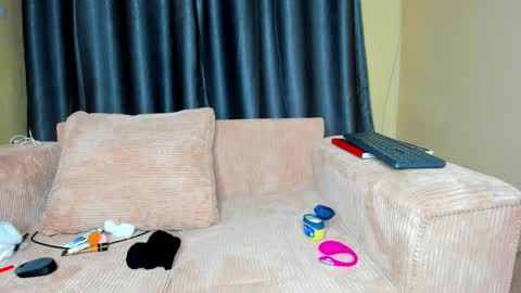 Katy online show from October 26, 3:51 am