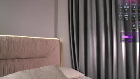 Mia  Lovense is active Private is Open online show from April 16, 8:09 pm