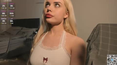 Snapshot of kaya_davis chatting on February 26, 11:30 pm My name Kaya but you can call me Angel online show from February 26, 11:30 pm