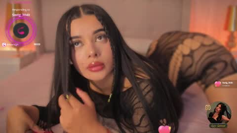 Kayla online show from April 10, 8:35 pm