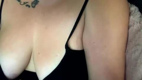 kaylastearsman online show from February 12, 12:27 am