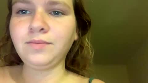 kaylastearsman online show from February 14, 4:15 am