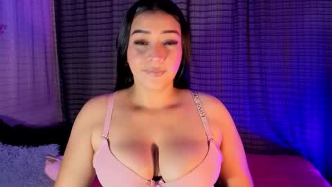 Kaylee online show from November 17, 3:03 pm