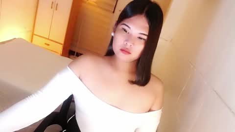 Snapshot of kayleepinay chatting on October 6, 6:37 pm Y O U R F U T U R E K A Y L E E online show from October 6, 6:37 pm