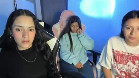 kaylie online show from November 28, 10:17 pm