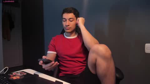 Kayn online show from February 27, 1:42 am