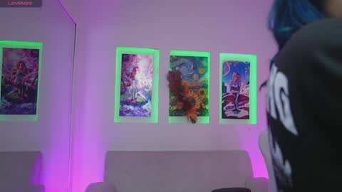 Kayra online show from October 20, 11:37 am