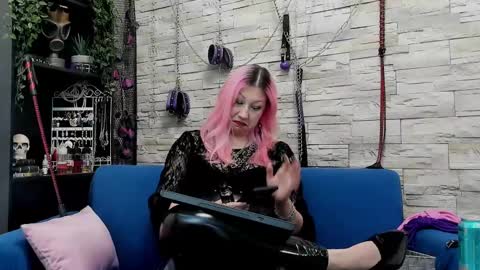 Miss Kazia online show from February 11, 12:28 am