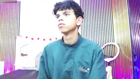  keahi  online show from April 13, 7:07 pm