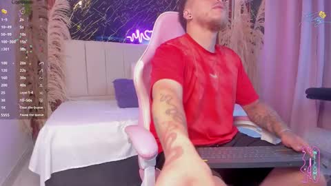 keane_lee_ online show from March 13, 12:08 pm