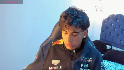 Keevin online show from March 10, 9:29 pm