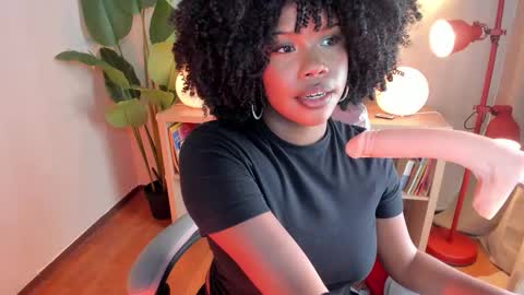 Kehlannis online show from February 11, 8:01 pm