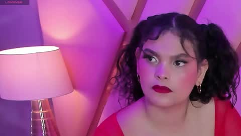   online show from April 7, 9:17 pm