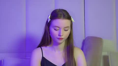 Keira online show from October 19, 6:07 am