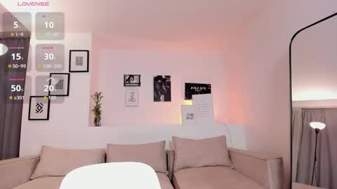 Keisha online show from October 23, 8:27 am