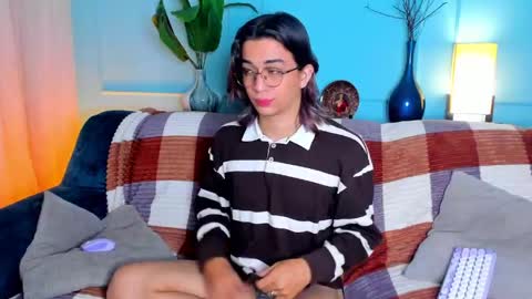 Keita moon online show from April 15, 12:52 pm