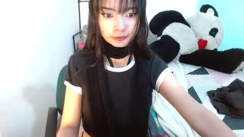 Snapshot of keity_russo03 chatting on October 30, 4:07 pm annie rosse16 online show from October 30, 4:07 pm