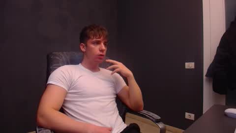 KellenWest online show from December 18, 11:27 am