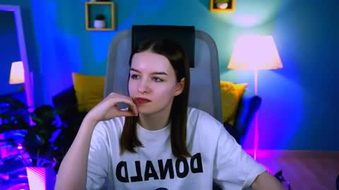 KellieBanshe online show from May 16, 8:44 am