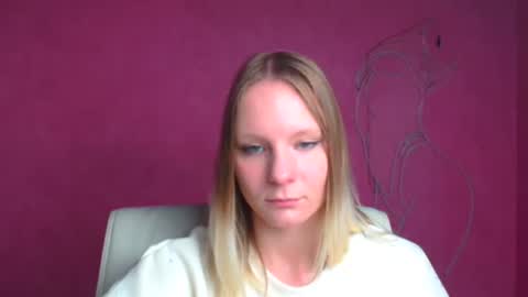 Snapshot of kelly_lly chatting on October 6, 5:53 pm Kelly online show from October 6, 5:53 pm